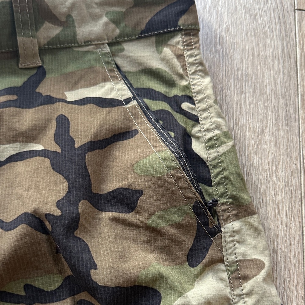 Brixton Green Camouflage Cargo Shorts - Picture 5 of 7